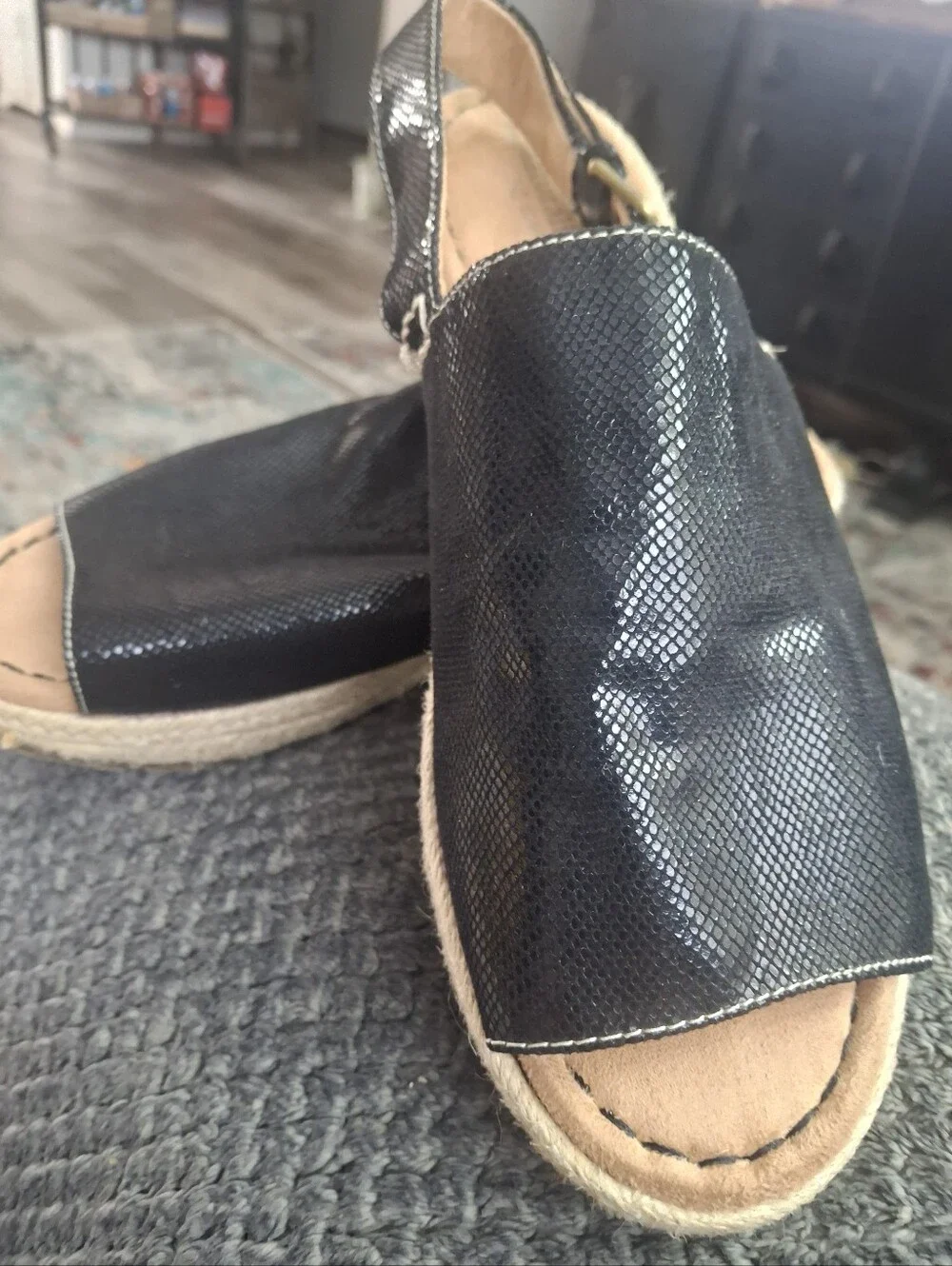 Naturalizer Platforms